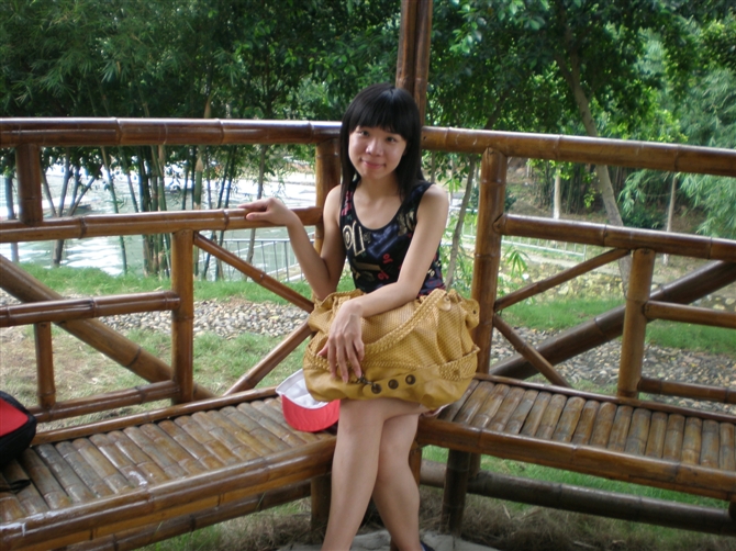 Ling Zeng